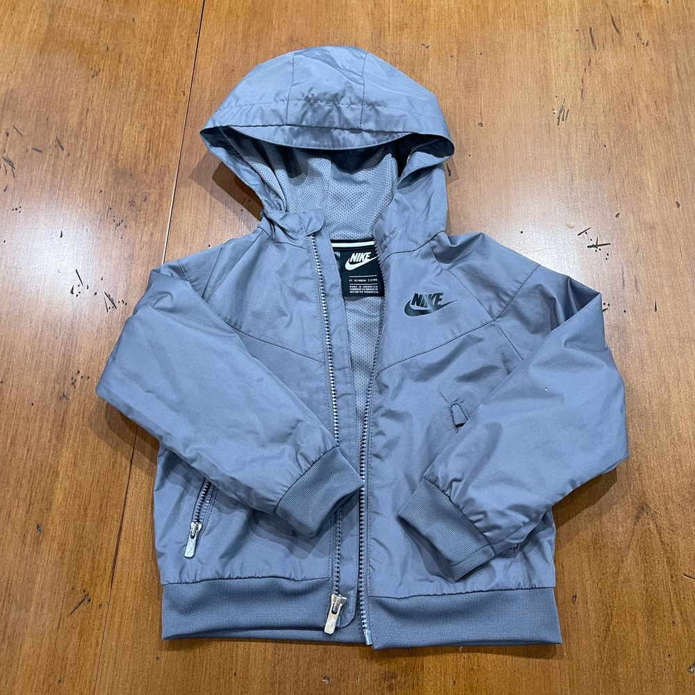 Nike Kids 3 T rain jacket